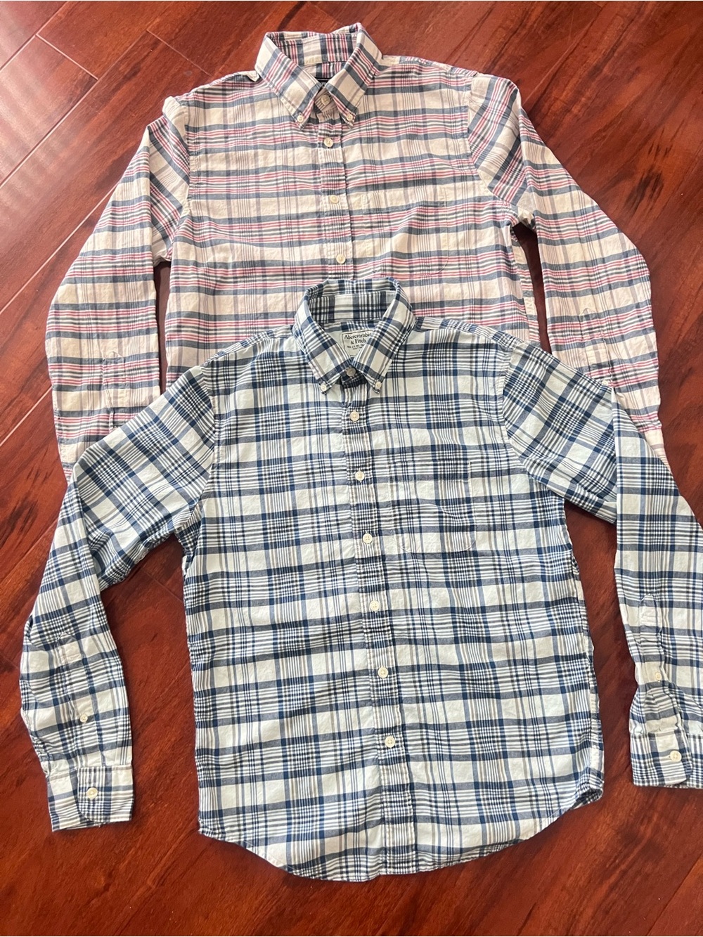 Abercrombie & Fitch plaid long sleeve button-down shirt